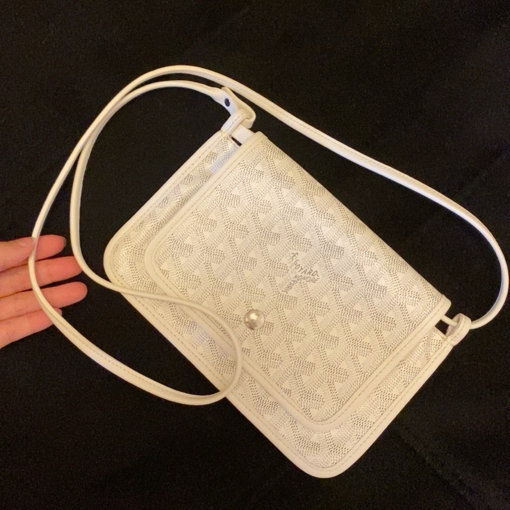 100% AUTH Goyard Plumet pocket wallet white